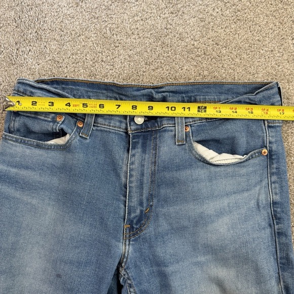 Levis 511 Jeans 33x34 Slim Fit Light Wash Blue Denim Casual Modern Everyday - Picture 3 of 9